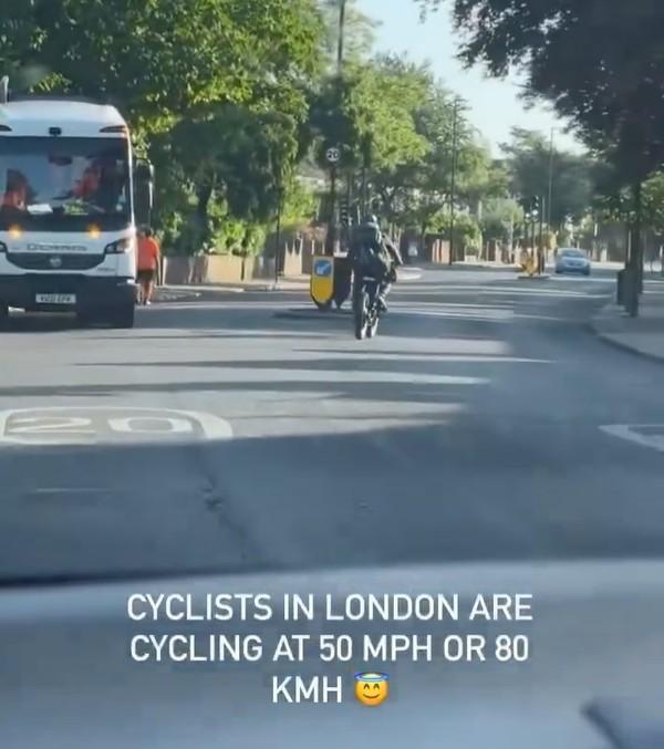 Car passenger films e-motorbiker riding at 50mph in 20mph zone