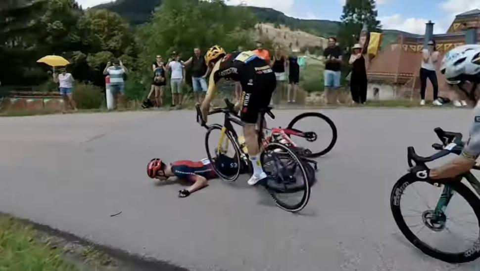 Carlos Rodriguez and Sepp Kuss Tour de France 2023 crash (Philippe Roesch)