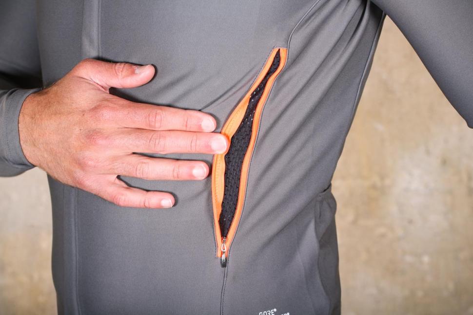 Castelli Perfetto long sleeve jersey - vent.jpg
