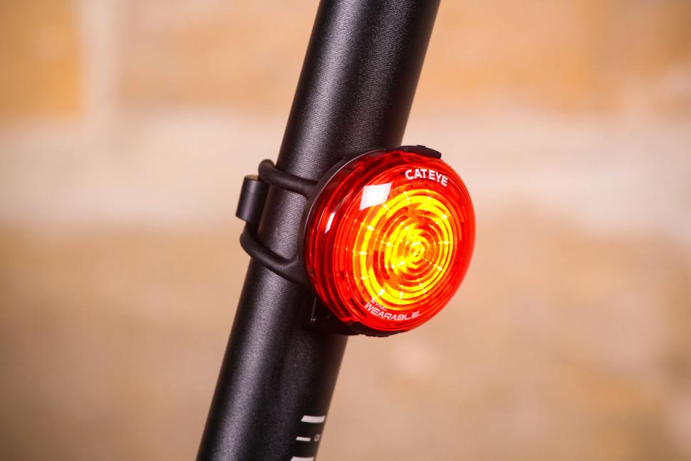 Cateye Sync Wearable - bright.jpg