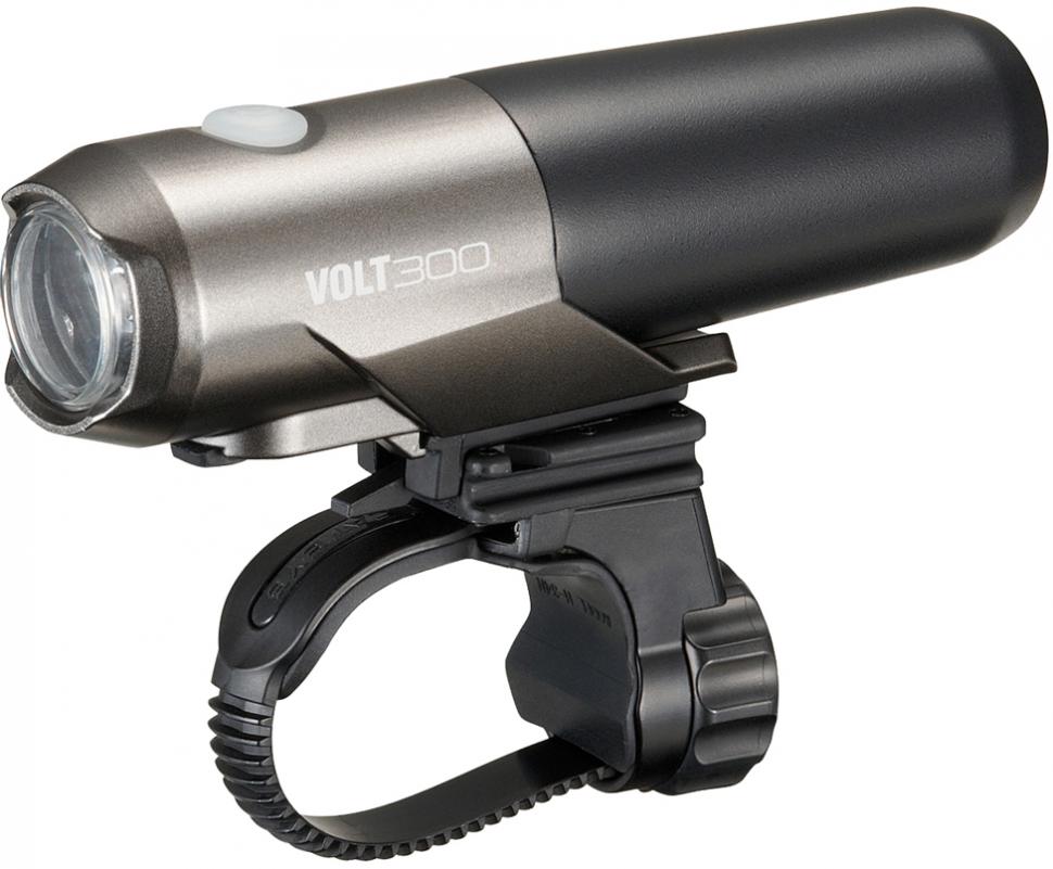 cateye-volt-300-front-usb-rechargeable-light.jpg