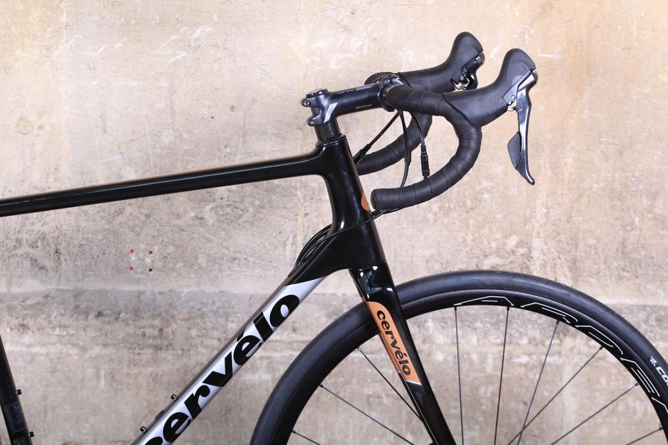Cervelo C5 - head tube junction.jpg