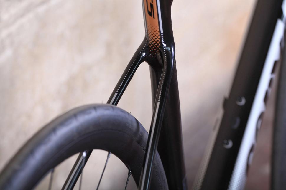 Cervelo C5 - seat stays.jpg