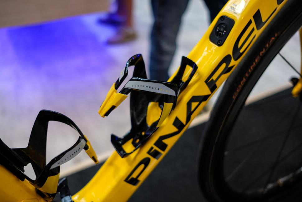Chris Froome yellow Dogma F10-7.jpg