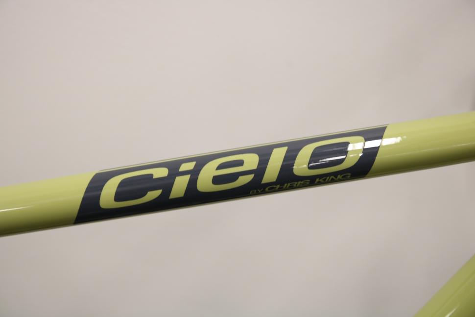 Cielo road racer - 3.jpg