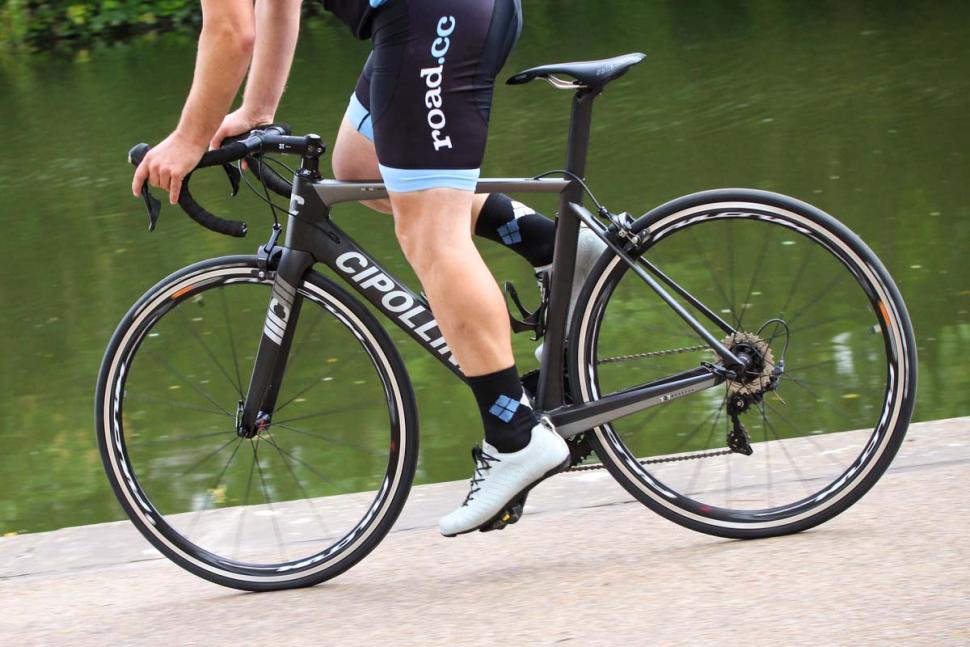 cipollini_mcm_-_riding_4.jpg