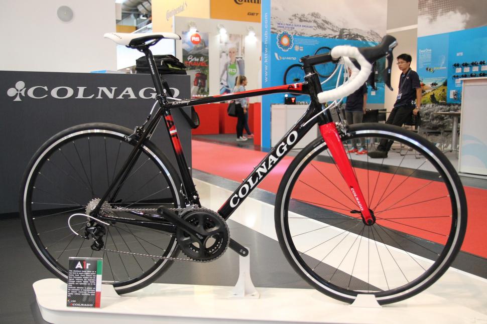 Colango A1r - 1.jpg