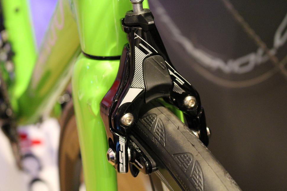 Colnage V1-R Ltd - delta brake.jpg