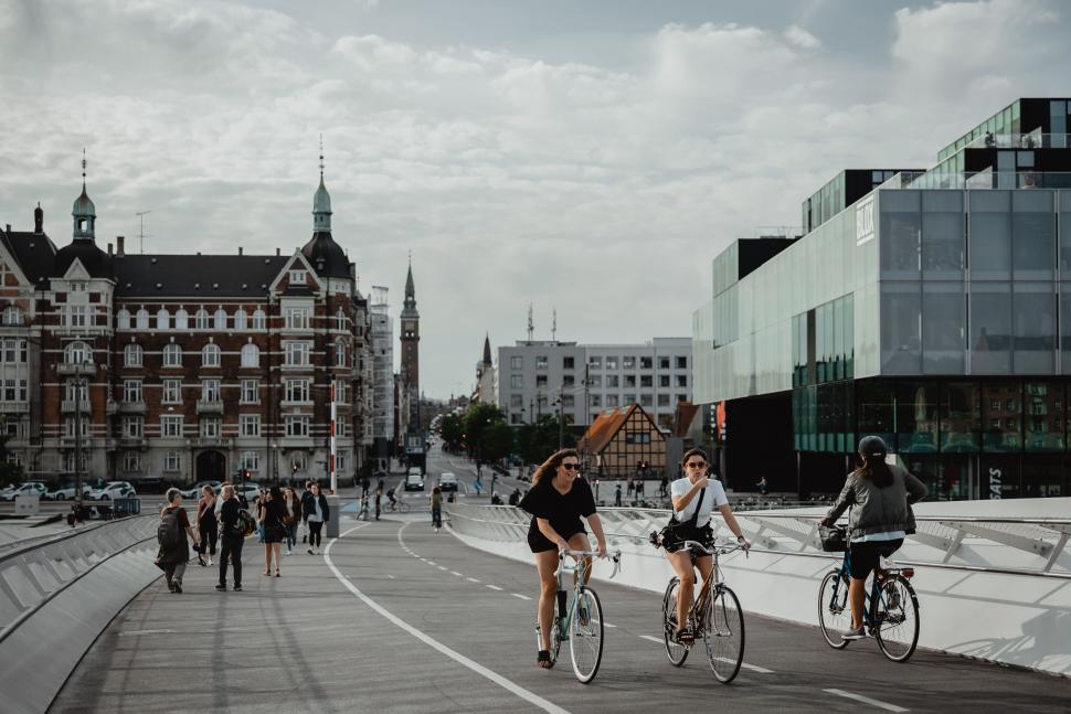 copenhagen 1 - via unsplash