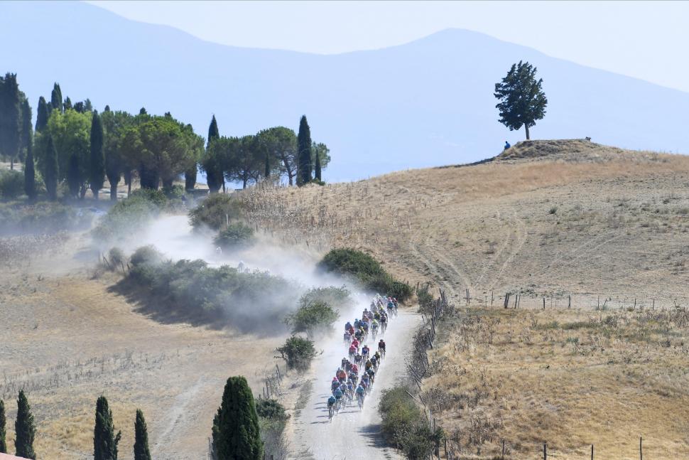 2020 Strade Bianche (Cor Vos)