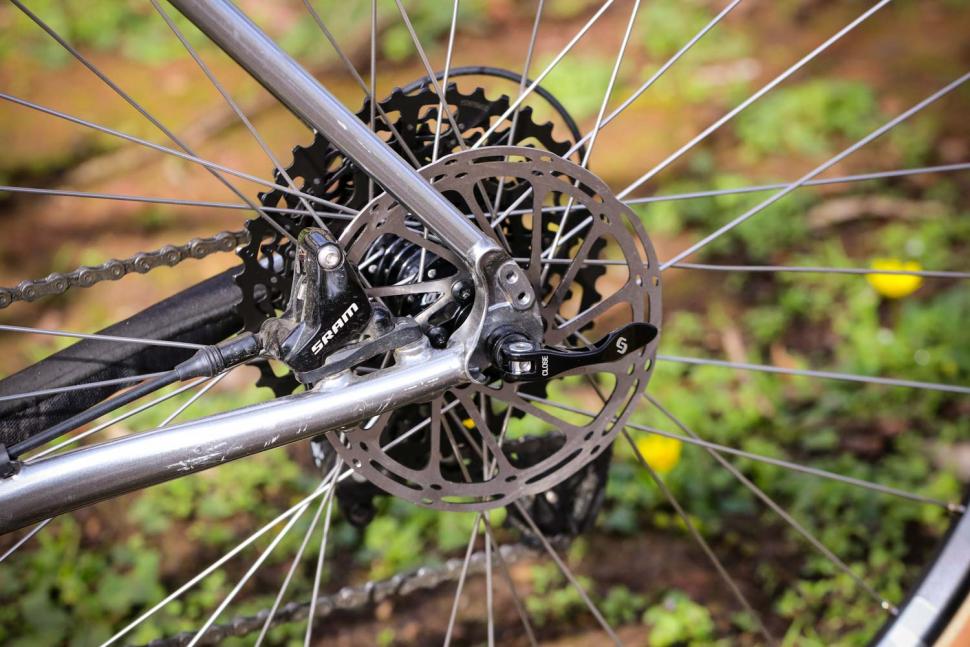 Cotic Escapade - rear disc brake.jpg