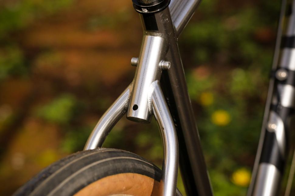 Cotic Escapade - seat stays.jpg