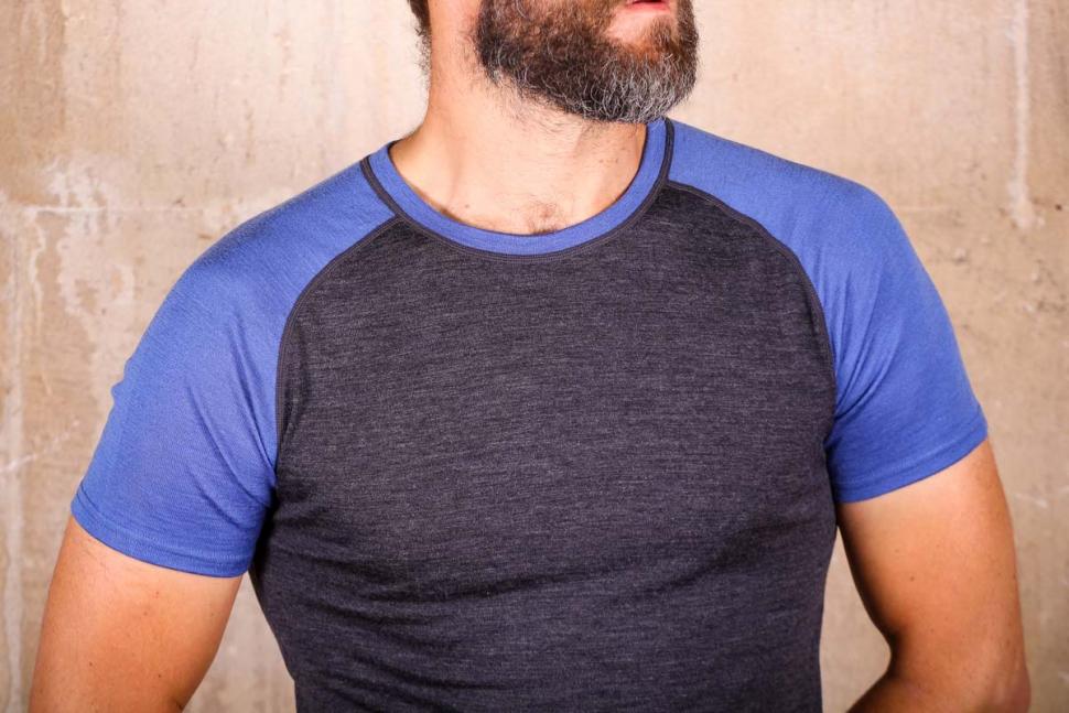 Crane Merino Sports Base Layer Short Sleeve Top - chest.jpg