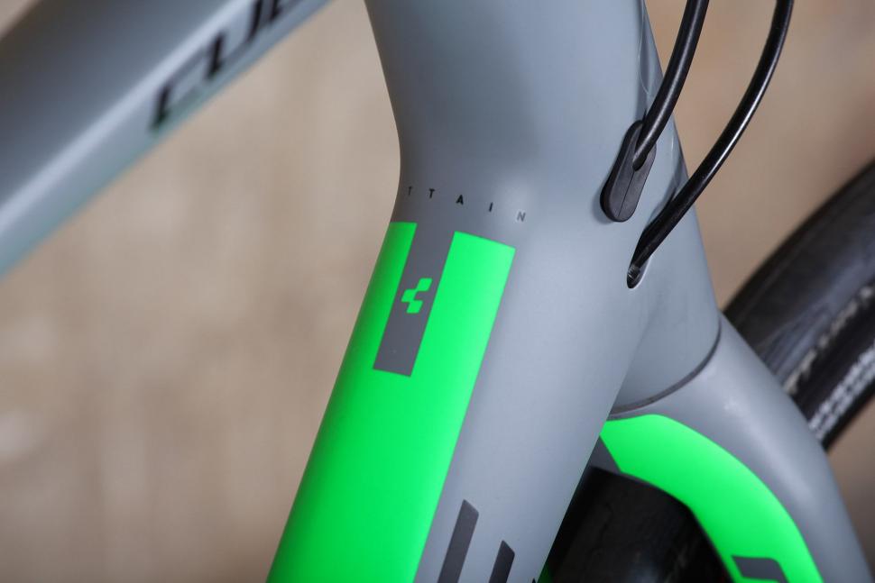 Cube Attain GTC Pro Disc - frame detail 2.jpg