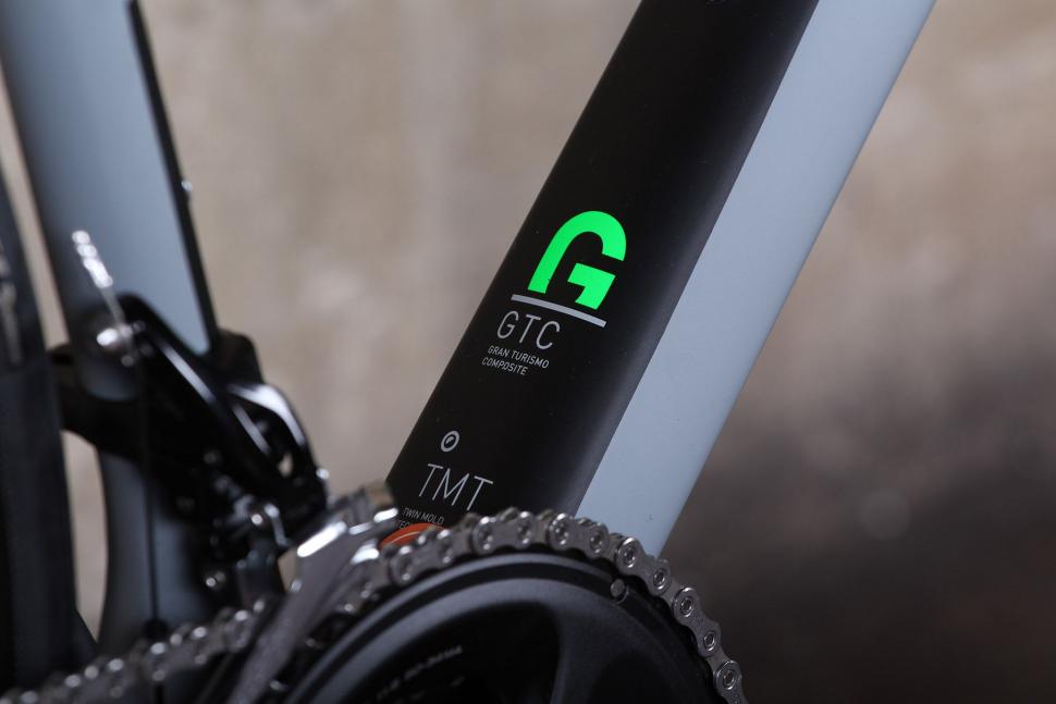 Cube Attain GTC Pro Disc - frame detail 3.jpg