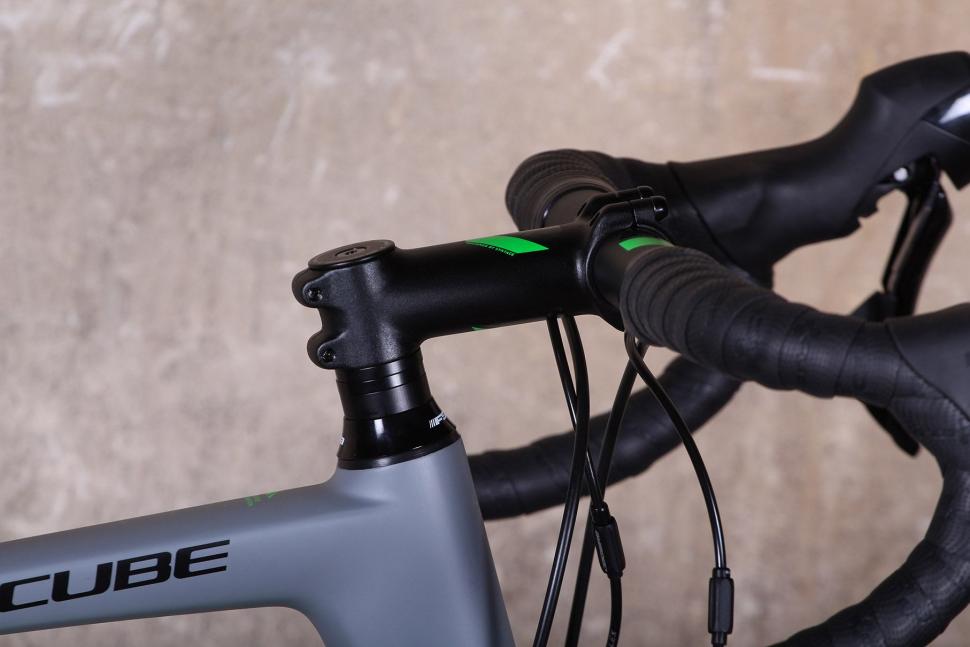 Cube Attain GTC Pro Disc - stem.jpg