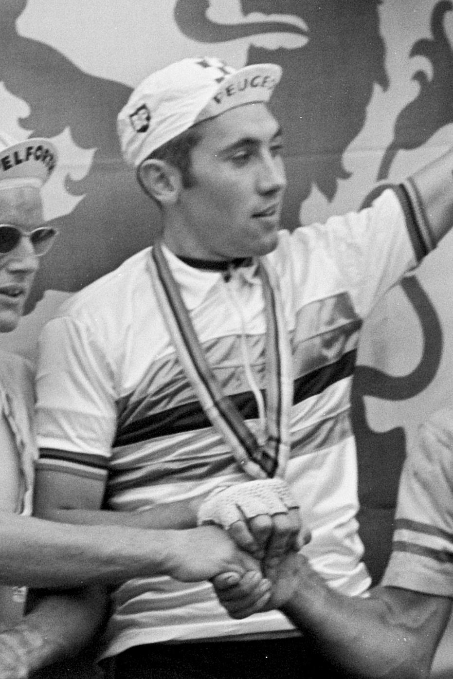 cycling caps 2.jpg