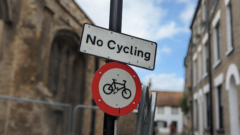 Cycling signs (copyright Simon MacMichael) (17)