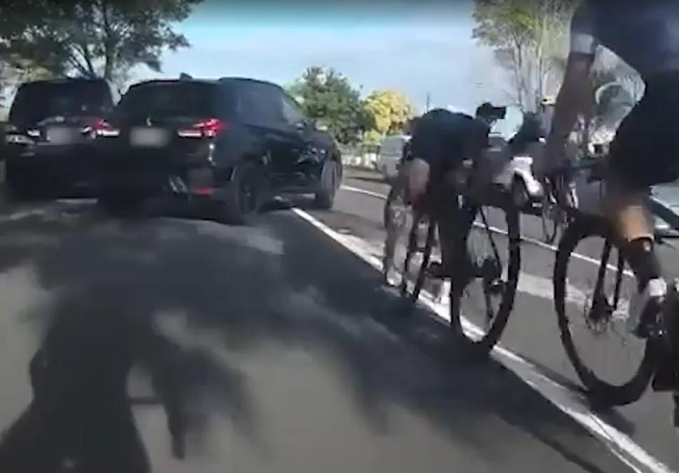 Cyclist flies over handlebars and &ldquo;nearly breaks neck&rdquo; after uninsured SUV driver pulls out in Auckland New Zealand (YouTube) 4