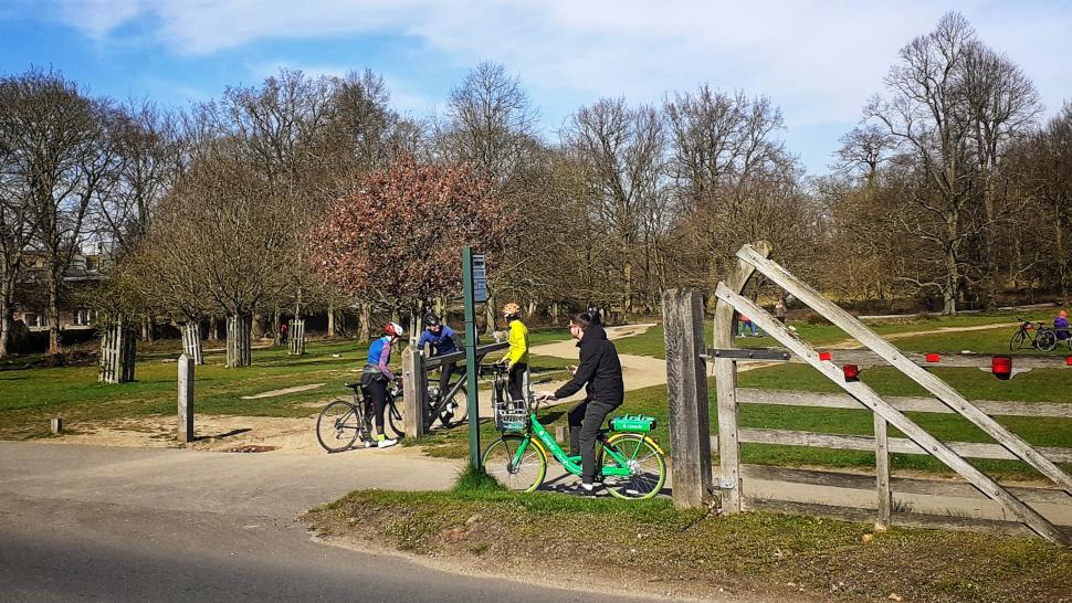 Cyclists in park (picture credit Simon MacMichael(