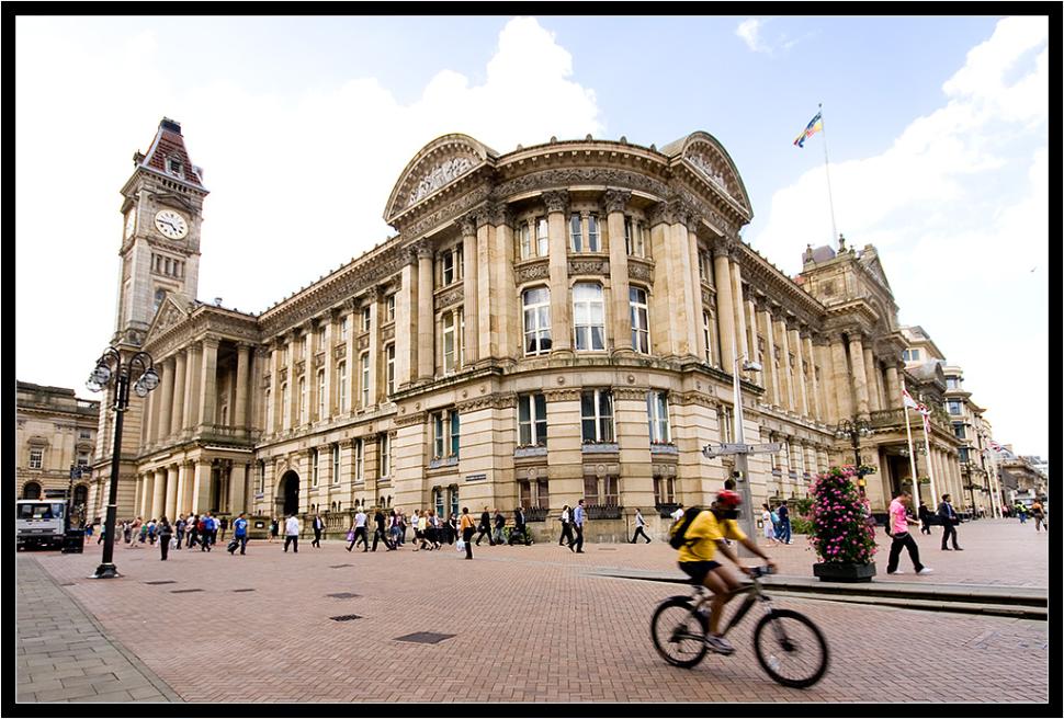 Cyclist in Birmingham city centre (CC BY-NC-ND 3.0 photo by Wainson at Deviant Art)