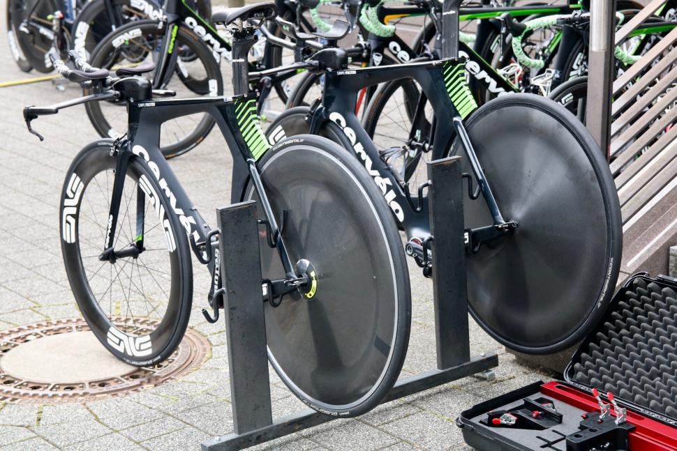dimension data - 1.jpg