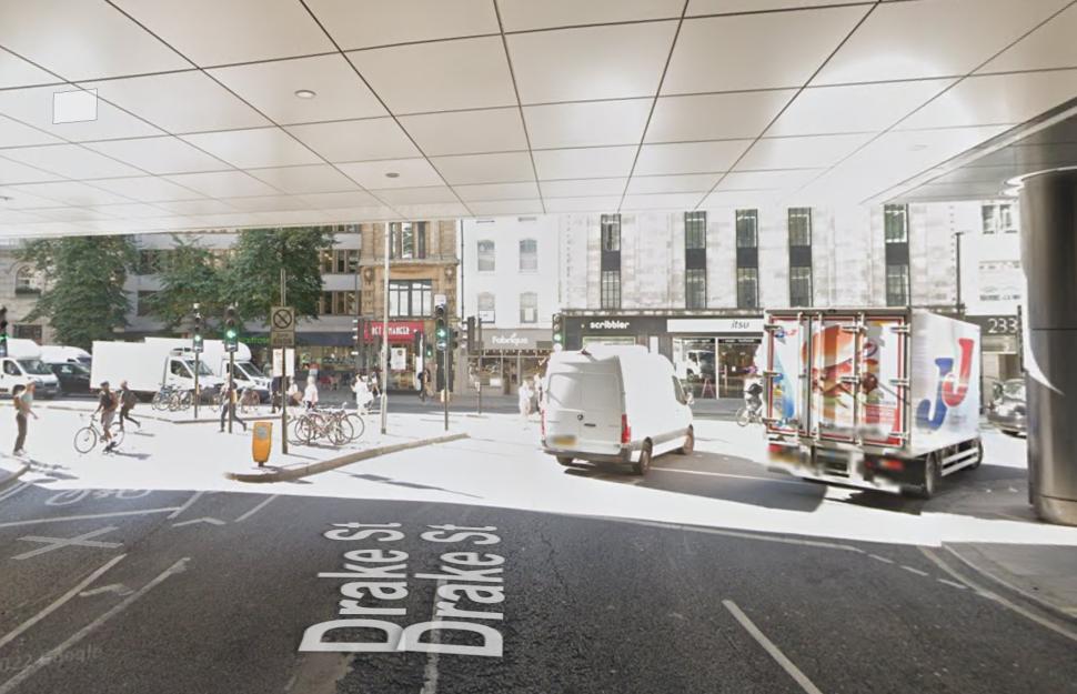 Drake Street junction at A40, Holborn (Google Maps)