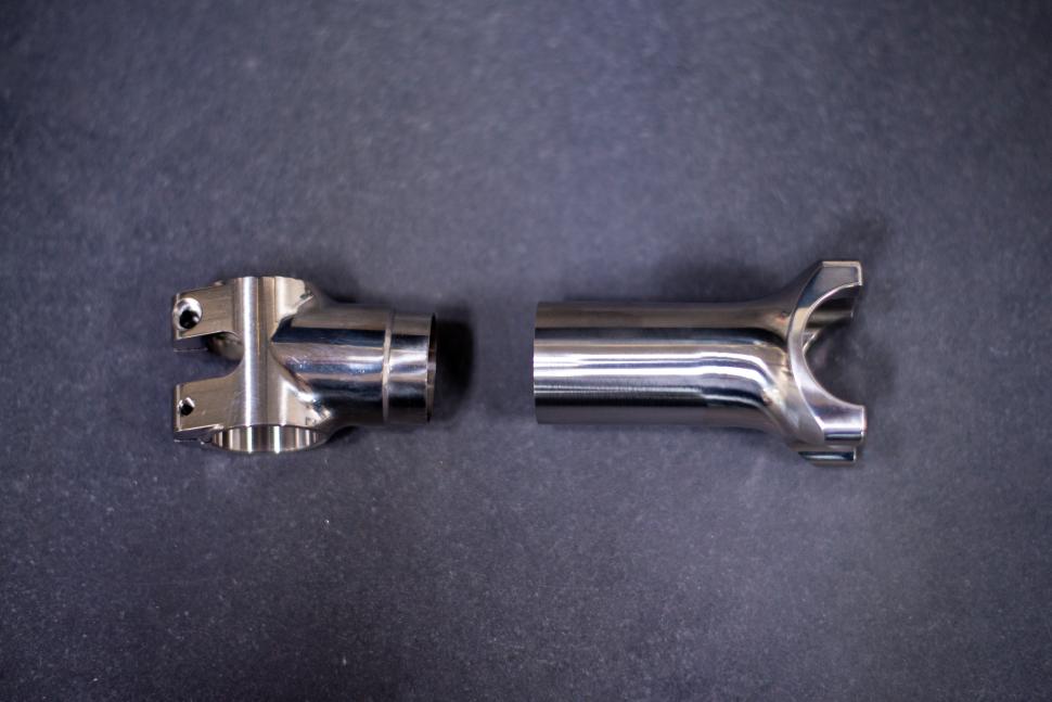 No.22 Titanium Stem