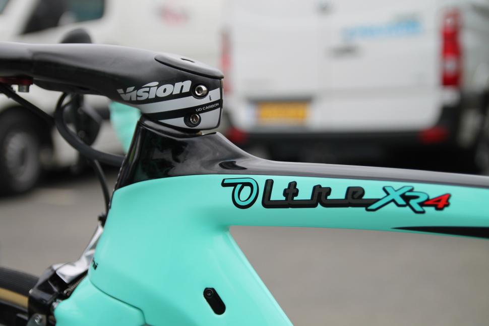 dylan groenewegen bianchi oltre xr4 22.JPG