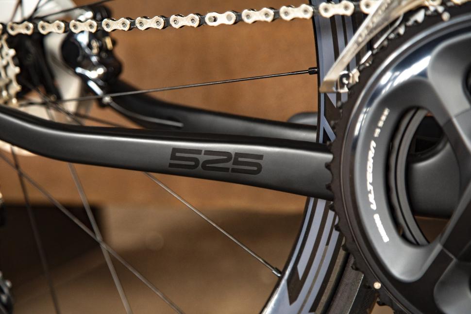 Eddy_Merckx_525_Black_Details_14_Copyright_Eddy_Merckx