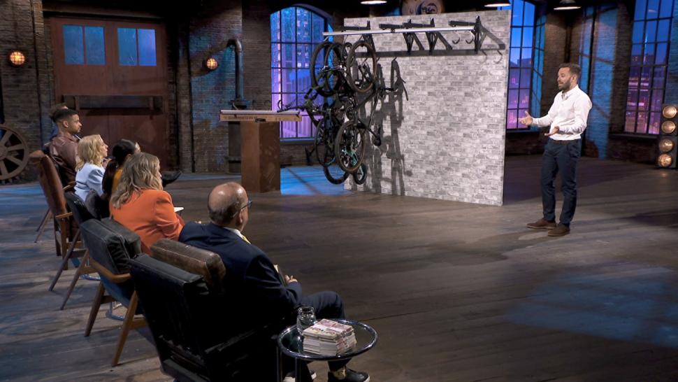 2025 Stashed Products SpaceRail bike rack Dragons' Den