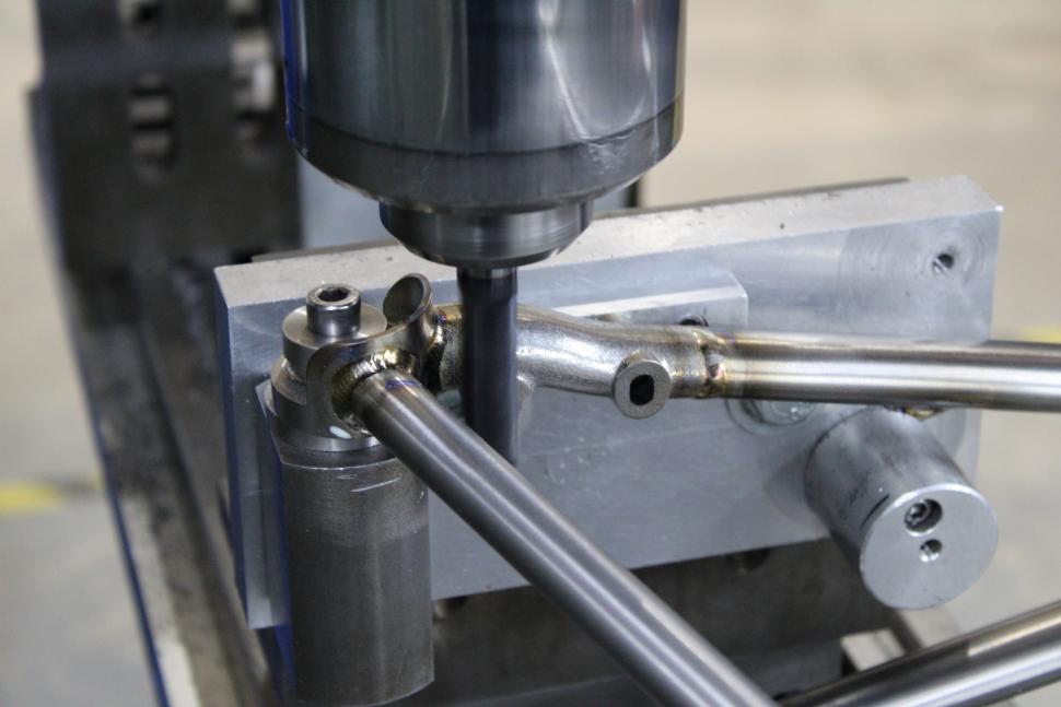 Enigma 2024 Eikon Build Flat Mount Facing 2.JPG