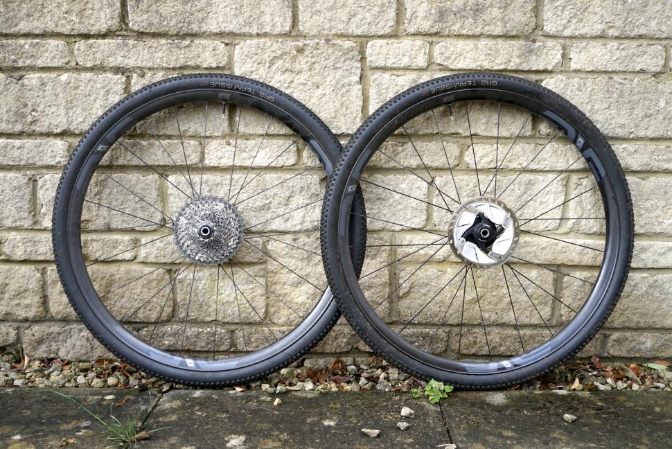 gravel bike wheels