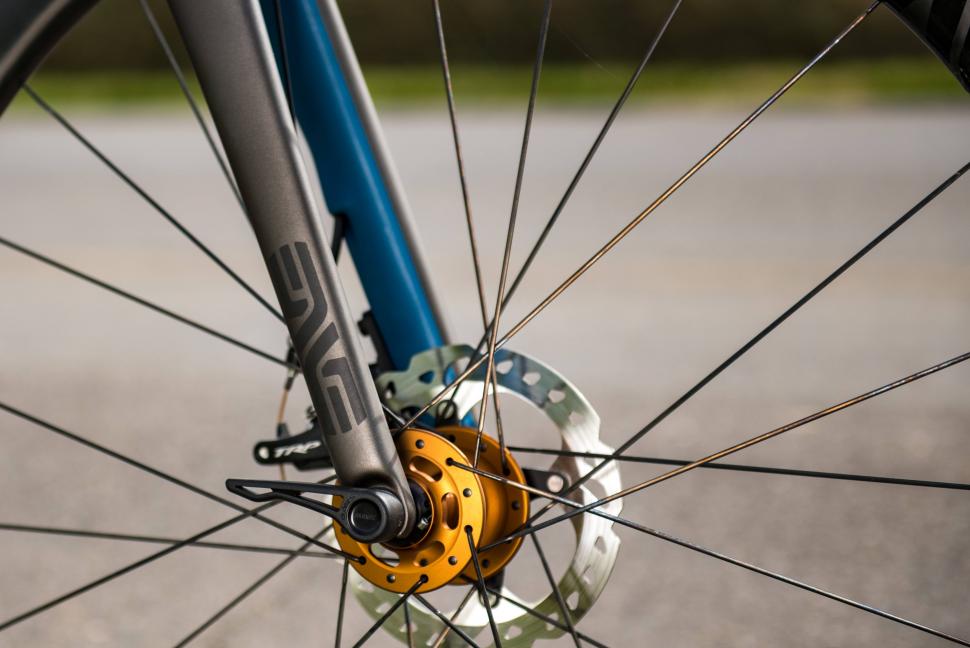ENVE_SpeedRelease_Action_5.jpg