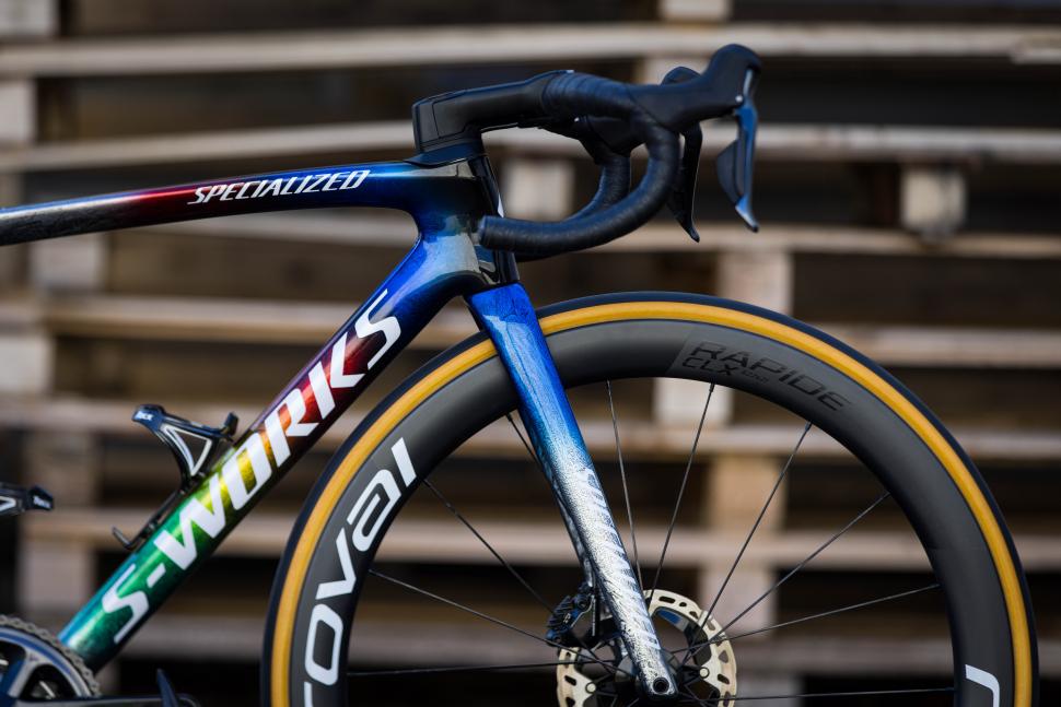 2022 Julian Alaphillipe World Championship Edition Specialized Tarmac SL7 1