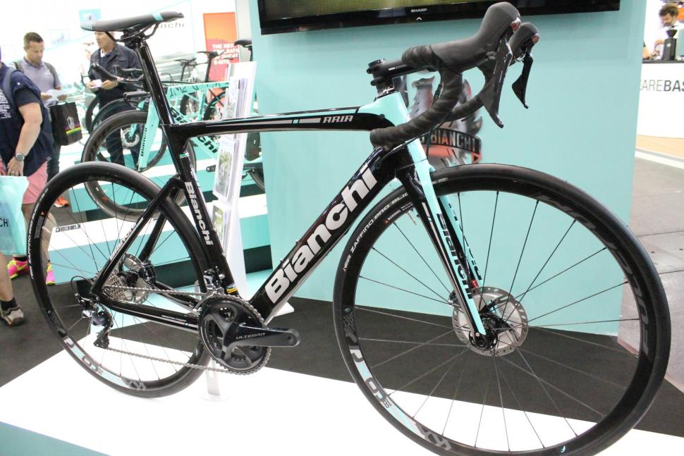 Eurobike 2017 Bianchi Aria Disc - 1.jpg