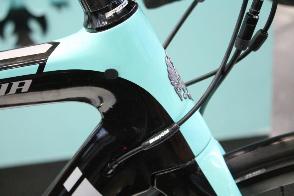 Eurobike 2017 Bianchi Aria Disc - 2.jpg