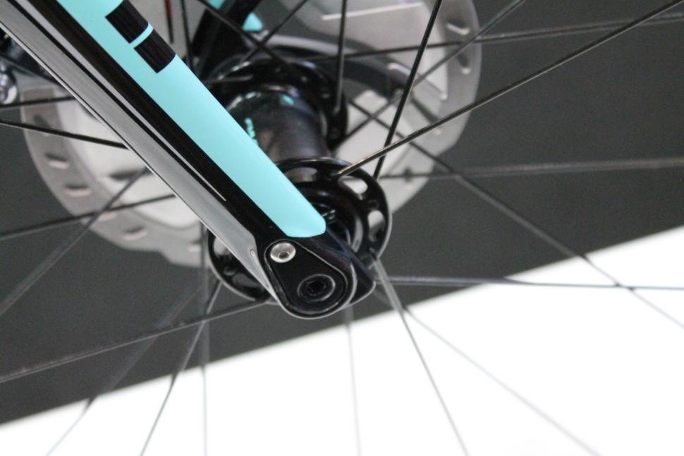 Eurobike 2017 Bianchi Aria Disc - 3.jpg
