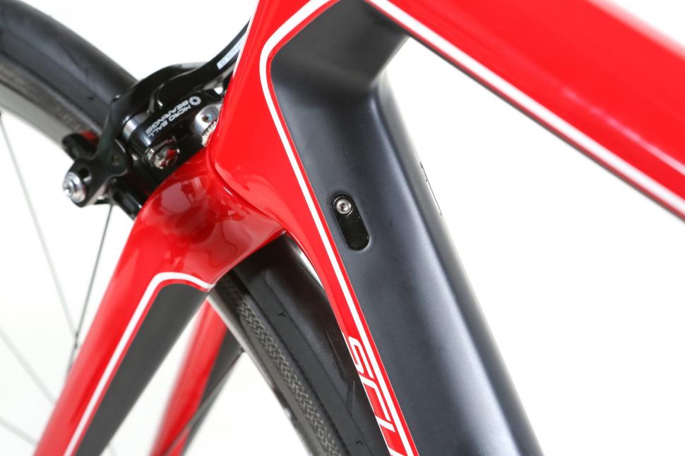 Eurobike 2017 Bianchi Ferrari - 23.jpg