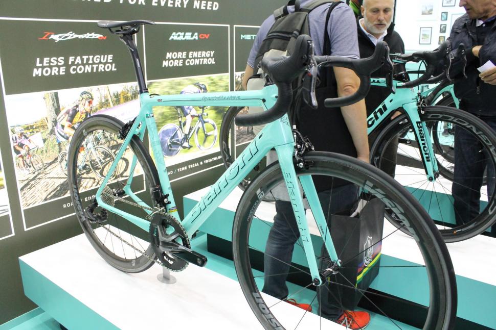 Eurobike 2017 Bianchi Specialissima - 1.jpg