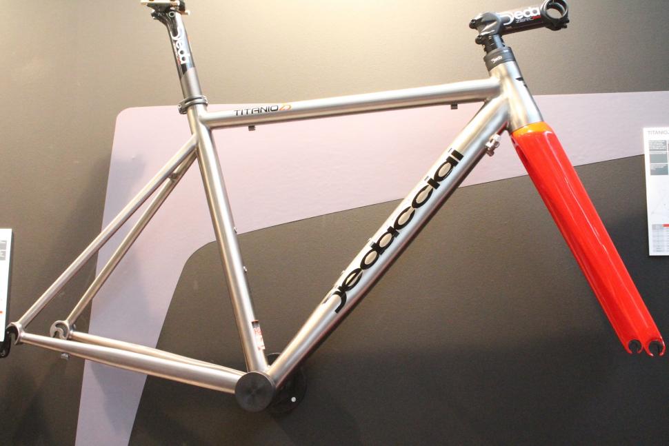 Eurobike 2017 Deda Titanio 25 - 2.jpg