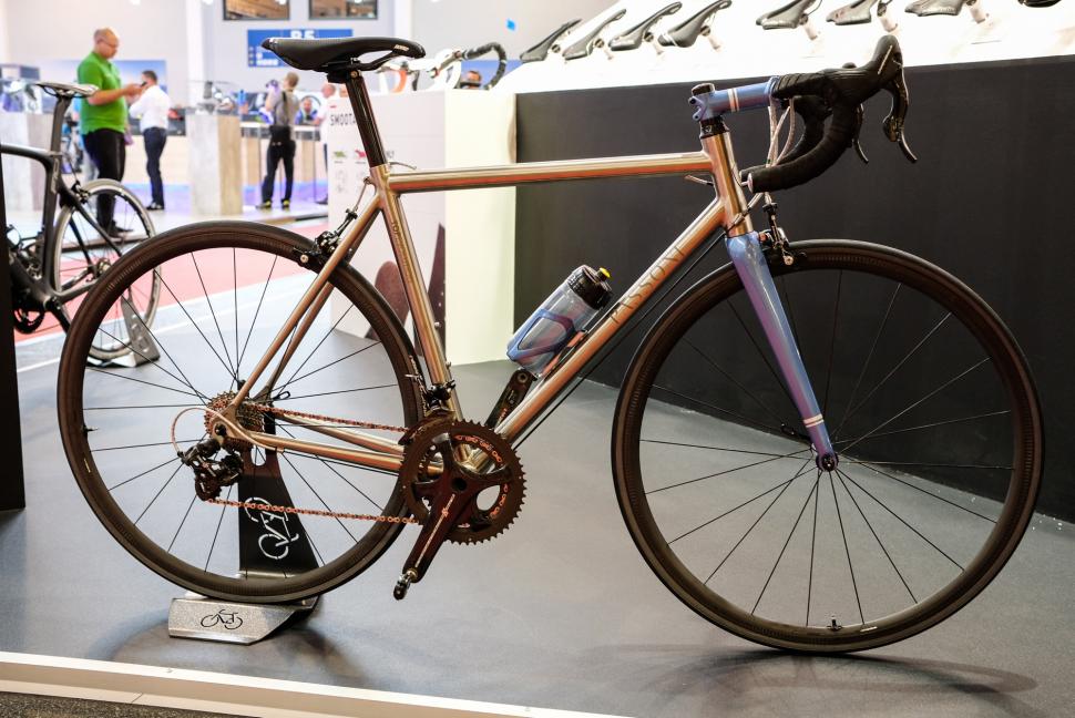 Eurobike 2017 Passoni - 1.jpg