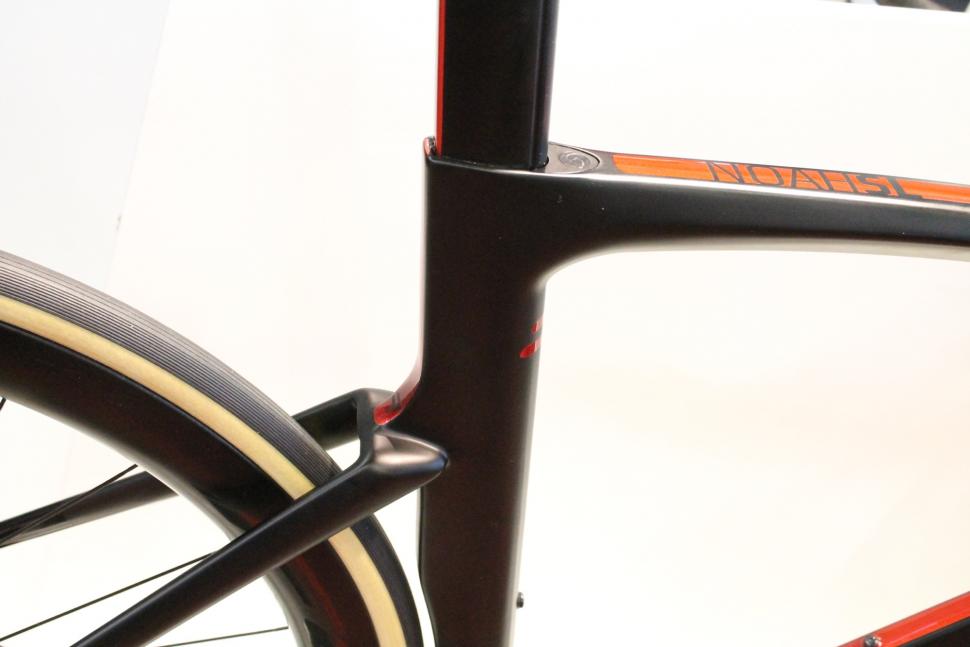 Eurobike 2017 Ridley Noah SL Disc Aero+ - 4.jpg