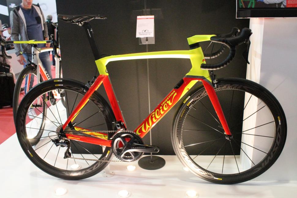 Eurobike 2017 Wilier Cento 10 Air - 1 (1).jpg