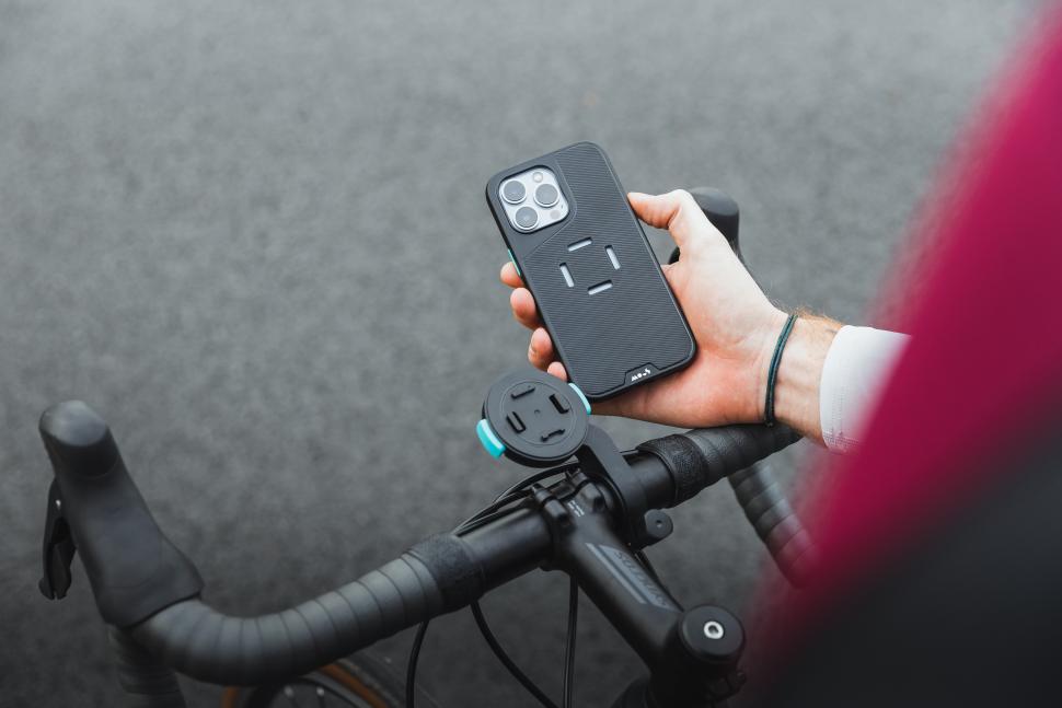 2022 Mous Evolution phone case iphone