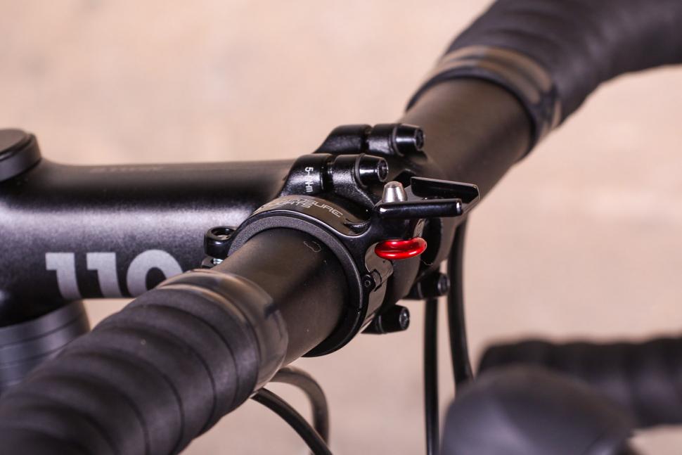 Exposure Strada SL - mount.jpg