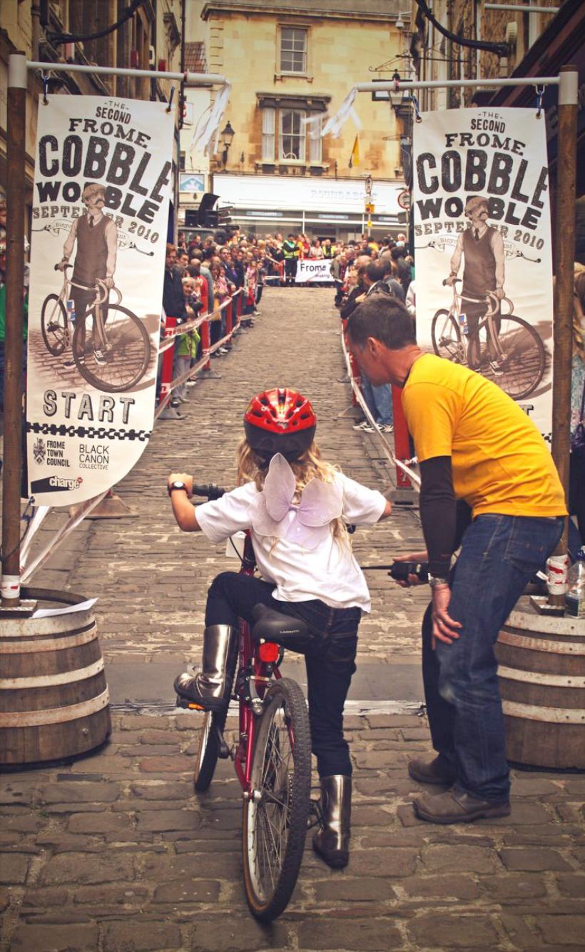 2010 Cobble Wobble (Tom Rickhuss)