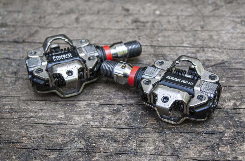Favero Assioma Pro MX-2 hero shot