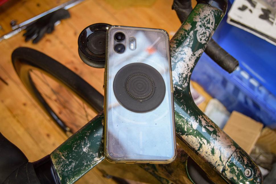 Fidlock Vacuum Turn Base for GPS Mount and Uni Phone Patch - patch on phone case.jpg