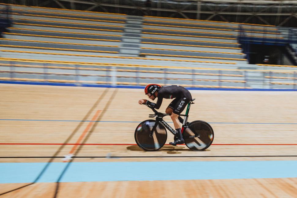 Filippo Ganna hour record prep 2022 2 - via Bioracer